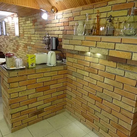 Bai Panzio Konukevi Budapeşte